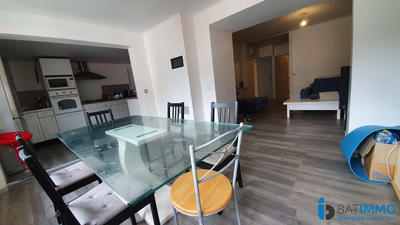 Maison - 137 m² - 7 pièces