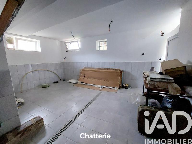 Maison - 185 m² - 10 pièces