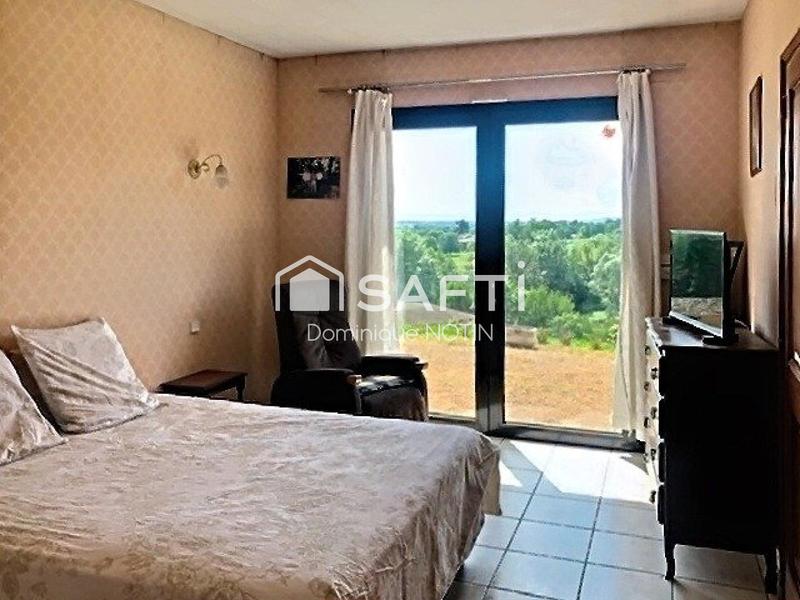 Maison - 170 m² - 4 pièces