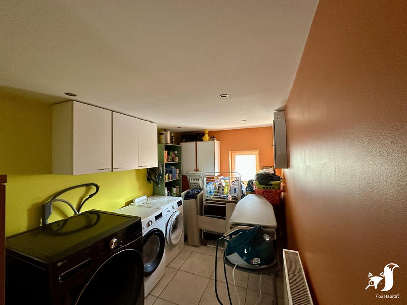 Maison - 181 m² - 7 pièces