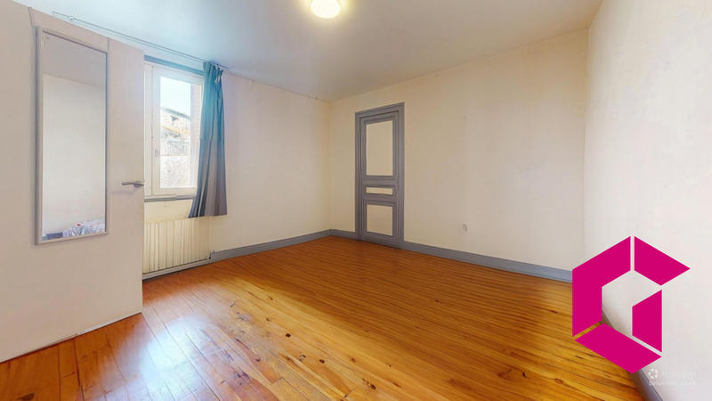 Maison - 102 m² - 4 pièces