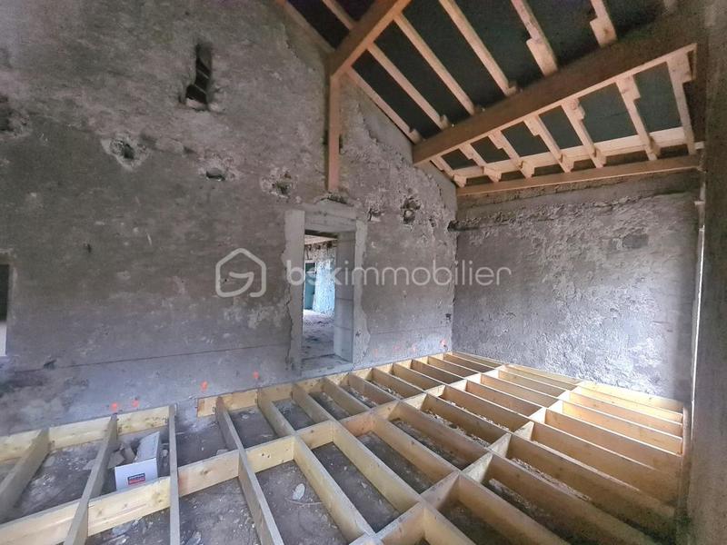 Maison ancienne - 180 m² - 7 pièces