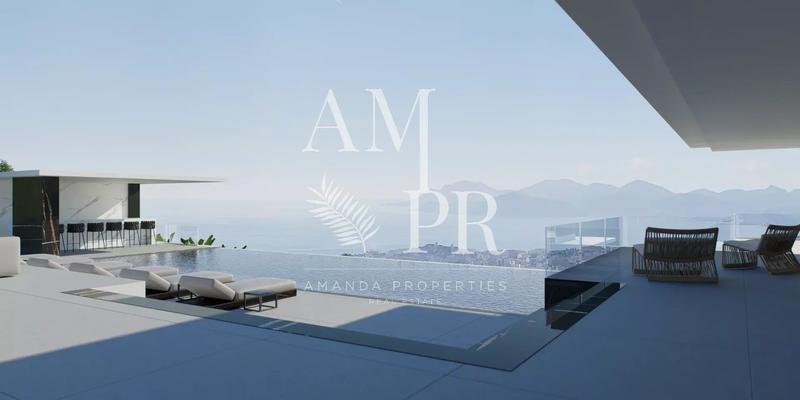 Maison - 600 m² - 7 pièces