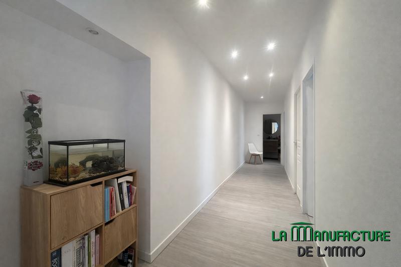 Appartement - 96 m² - 4 pièces