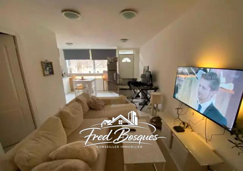 Immeuble - 218 m² - 11 pièces