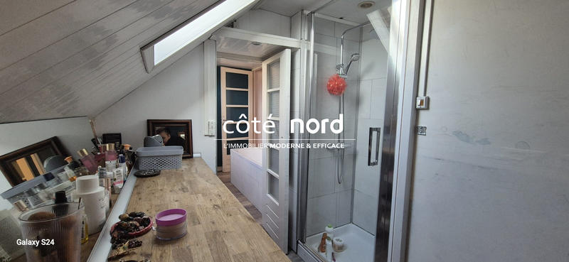 Maison - 174 m² - 14 pièces