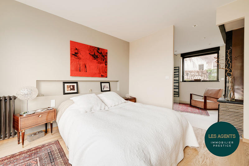 Maison - 278 m² - 11 pièces