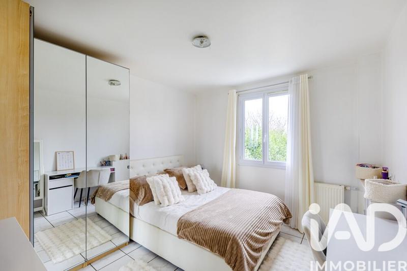 Maison - 180 m² - 7 pièces