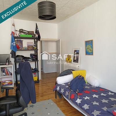 Maison - 141 m² - 5 pièces