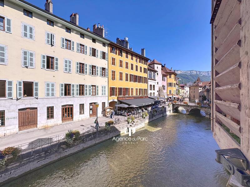 Appartement - 107 m² - 3 pièces