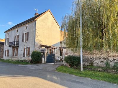 Maison - 200 m² - 6 pièces