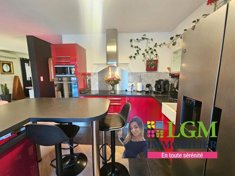 Maison - 85 m² - 3 pièces