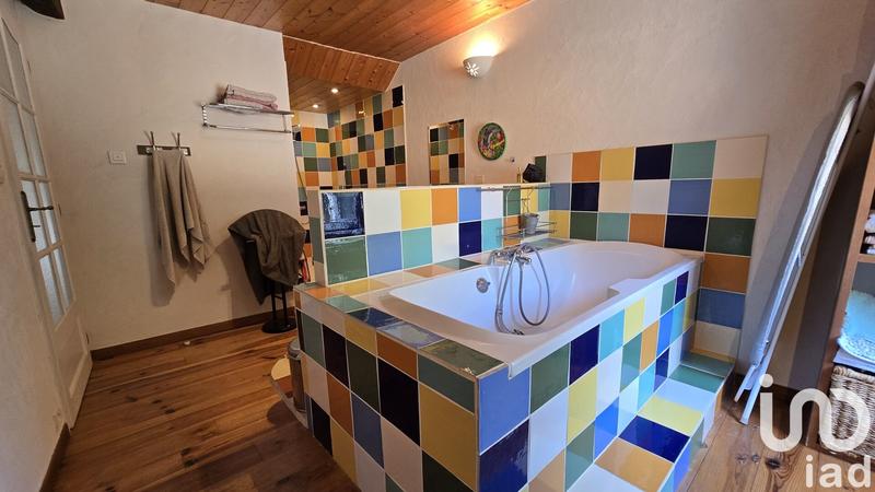 Maison - 203 m² - 6 pièces