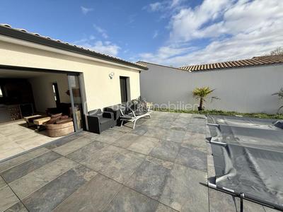 Maison - 97 m² - 4 pièces