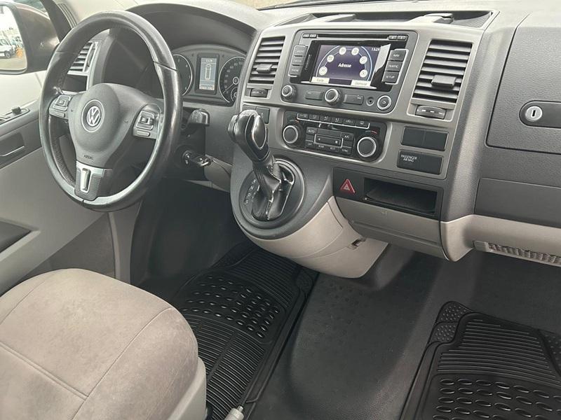 Volkswagen Caravelle 2.0 Tdi 140 Confortline Dsg7 Long 8 Places