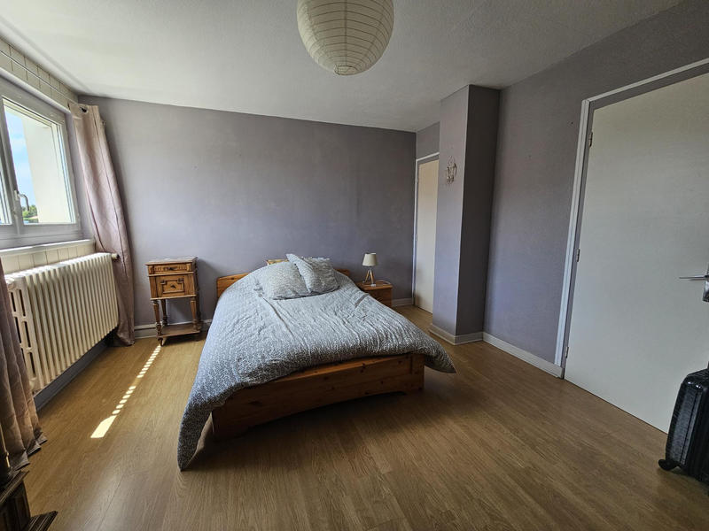 Maison - 183 m² - 10 pièces