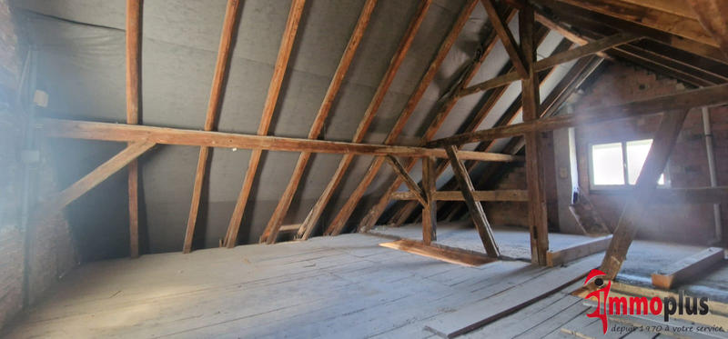 Maison - 210 m² - 5 pièces