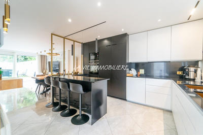 Maison - 121 m² - 4 pièces