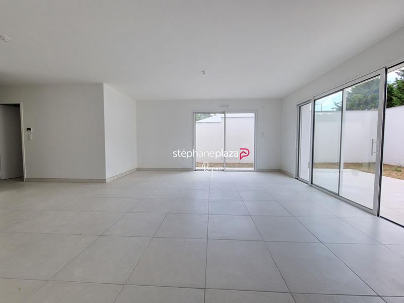 Maison - 105 m² - 4 pièces