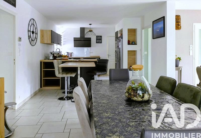 Maison - 161 m² - 5 pièces