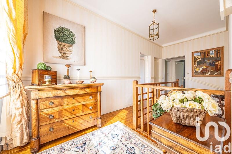 Maison - 195 m² - 6 pièces