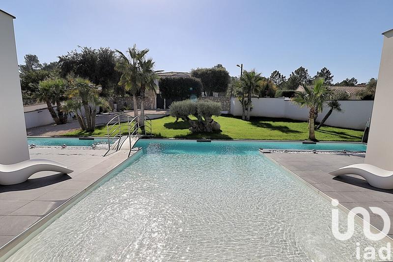 Maison - 210 m² - 4 pièces