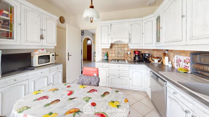 Maison - 105 m² - 6 pièces