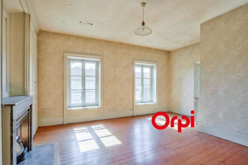 Maison - 194 m² - 6 pièces