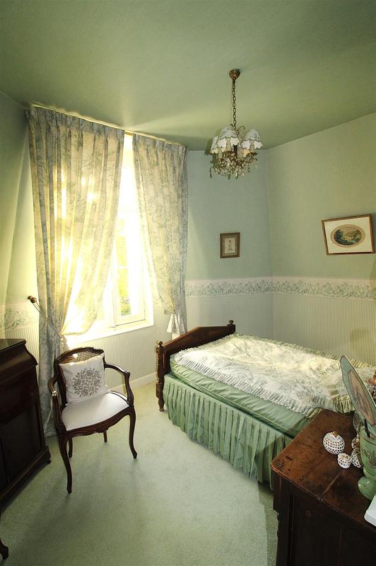 Maison - 289 m² - 15 pièces