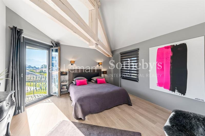 Maison - 200 m² - 6 pièces