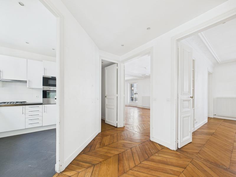 Appartement - 121 m² - 4 pièces