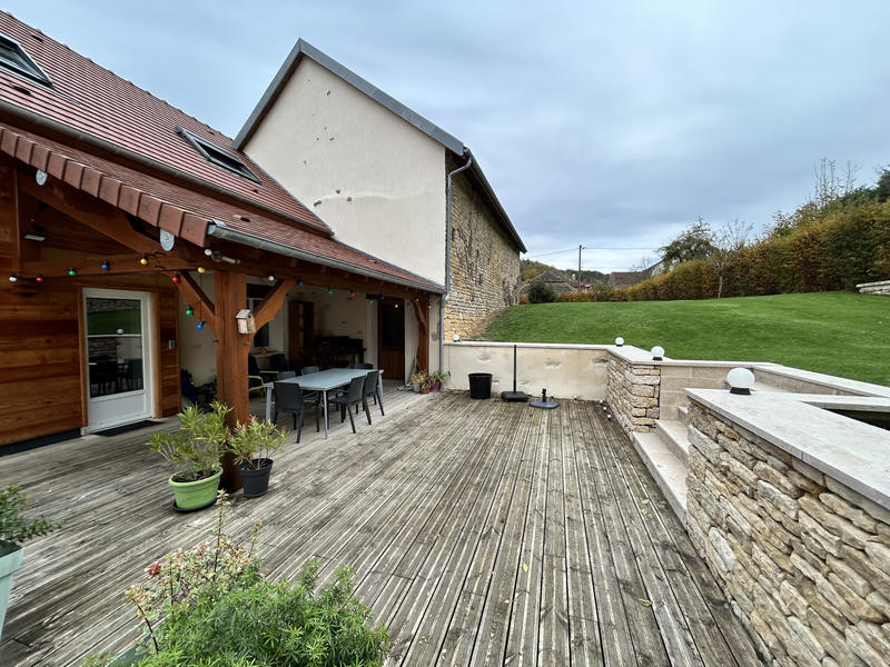 Maison - 190 m² - 7 pièces