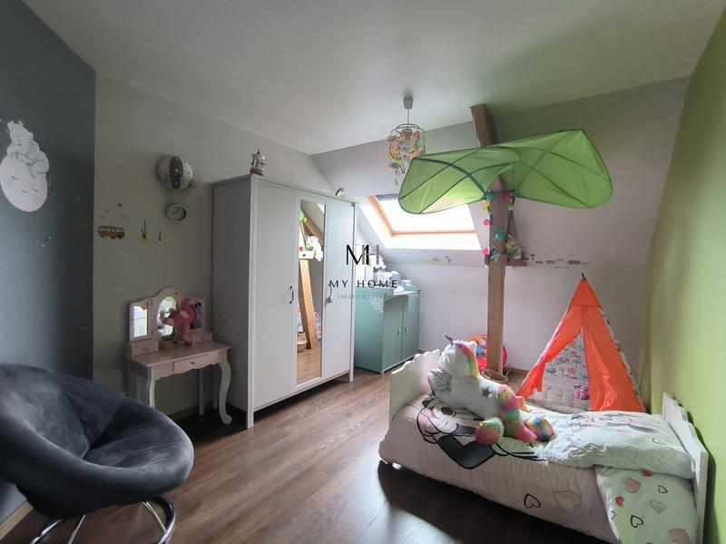 Maison - 187 m² - 7 pièces