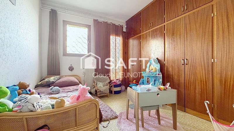 Appartement - 136 m² - 5 pièces