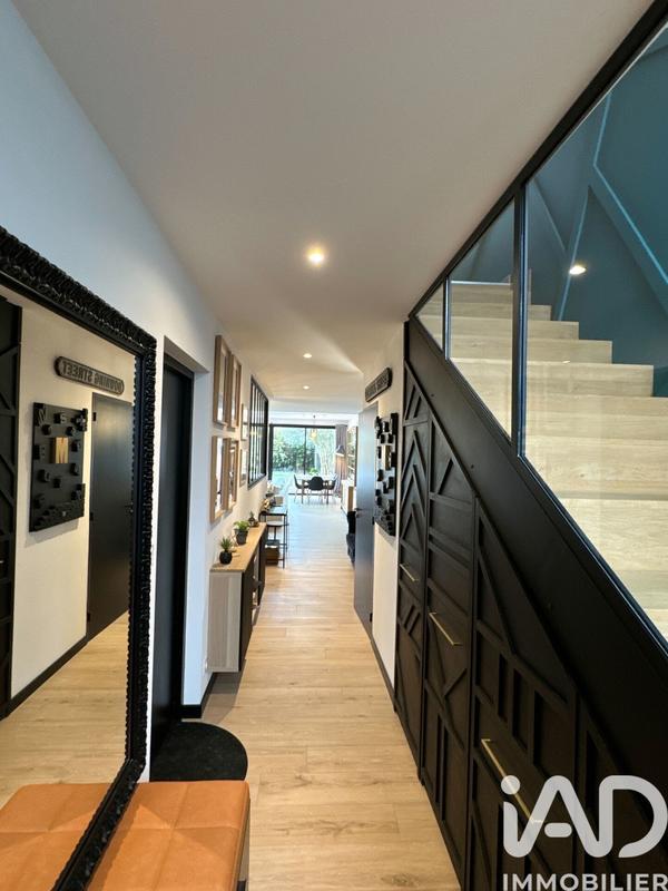 Maison de maîtres - 176 m² - 7 pièces