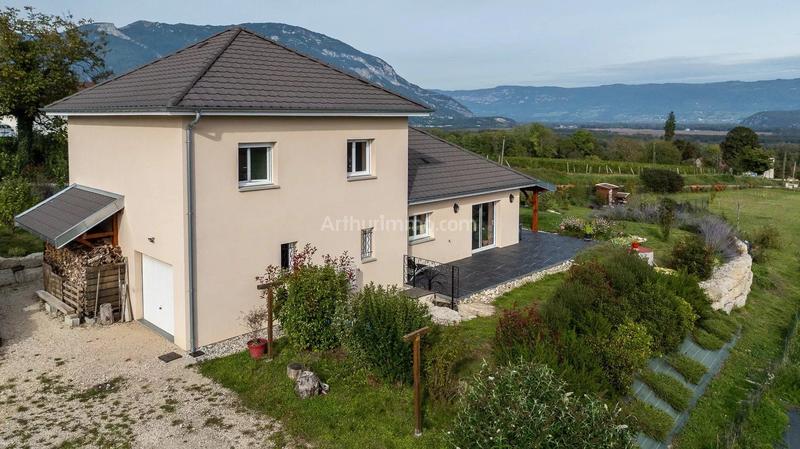 Maison - 125 m² - 5 pièces