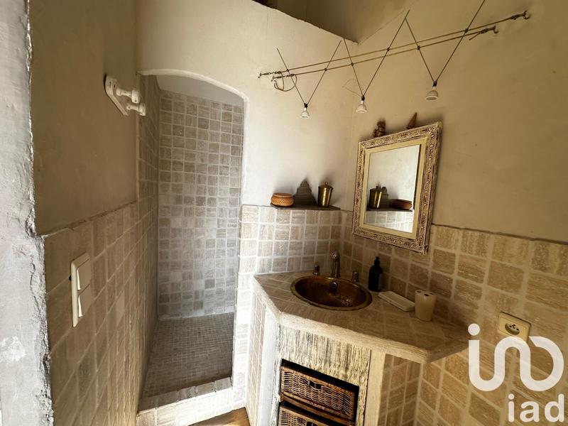 Maison - 220 m² - 7 pièces