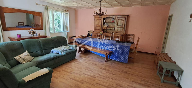 Maison traditionnelle - 250 m² - 6 pièces