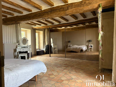 Maison - 206 m² - 8 pièces