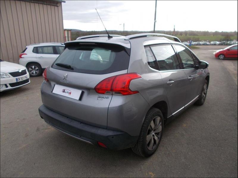 Peugeot 2008 1.2 Vti 110 Cv Allure