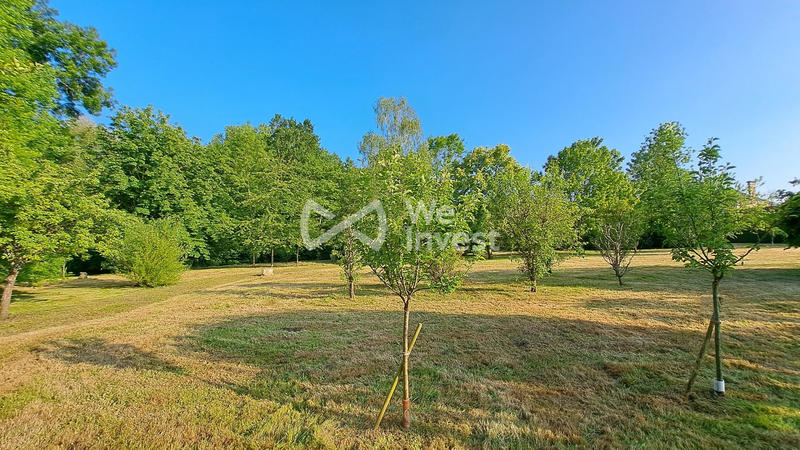 Maison - 234 m² - 8 pièces