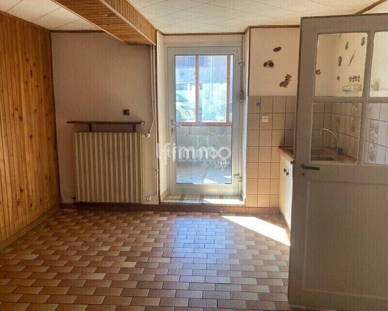 Corps de ferme - 140 m² - 5 pièces