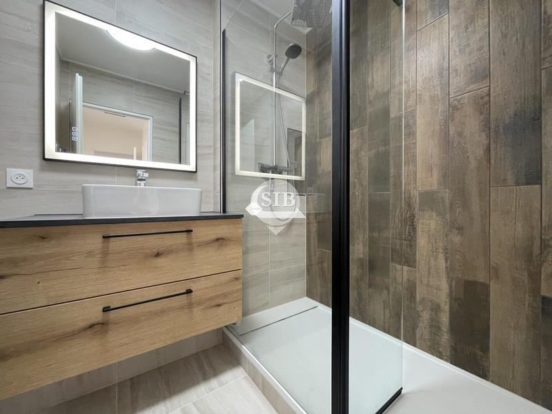 Appartement - 61 m² - 3 pièces