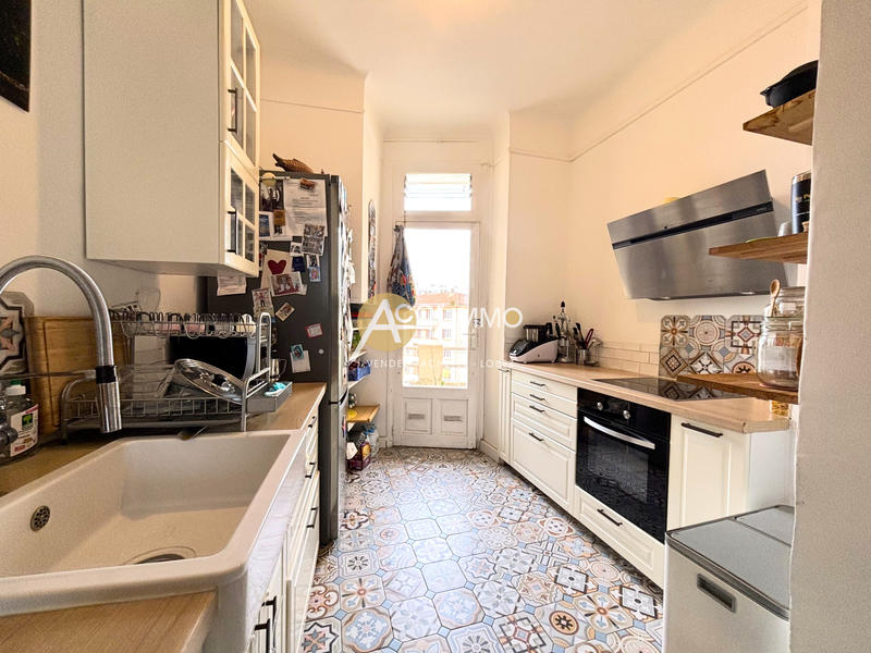 Appartement - 105 m² - 5 pièces