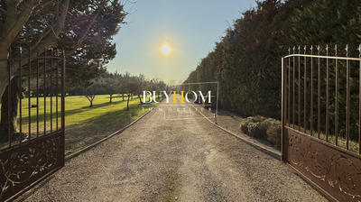 Maison - 215 m² - 7 pièces