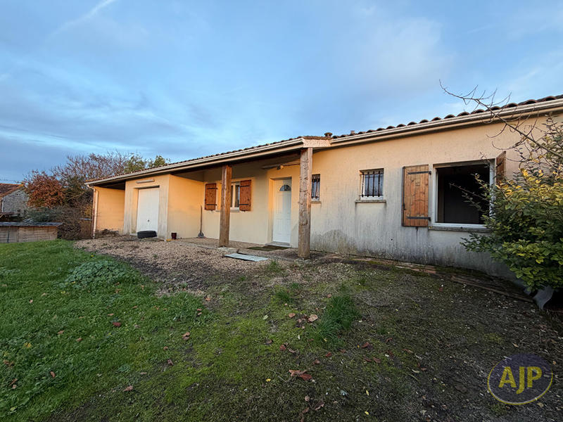 Maison - 95 m² - 4 pièces