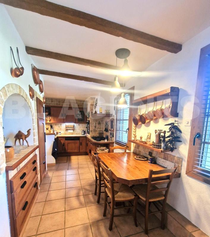 Maison - 171 m² - 6 pièces