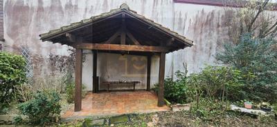 Maison - 199 m² - 7 pièces