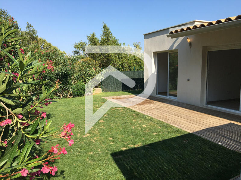 Maison - 104 m² - 5 pièces