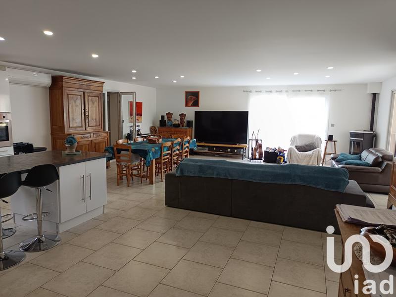 Maison - 198 m² - 8 pièces